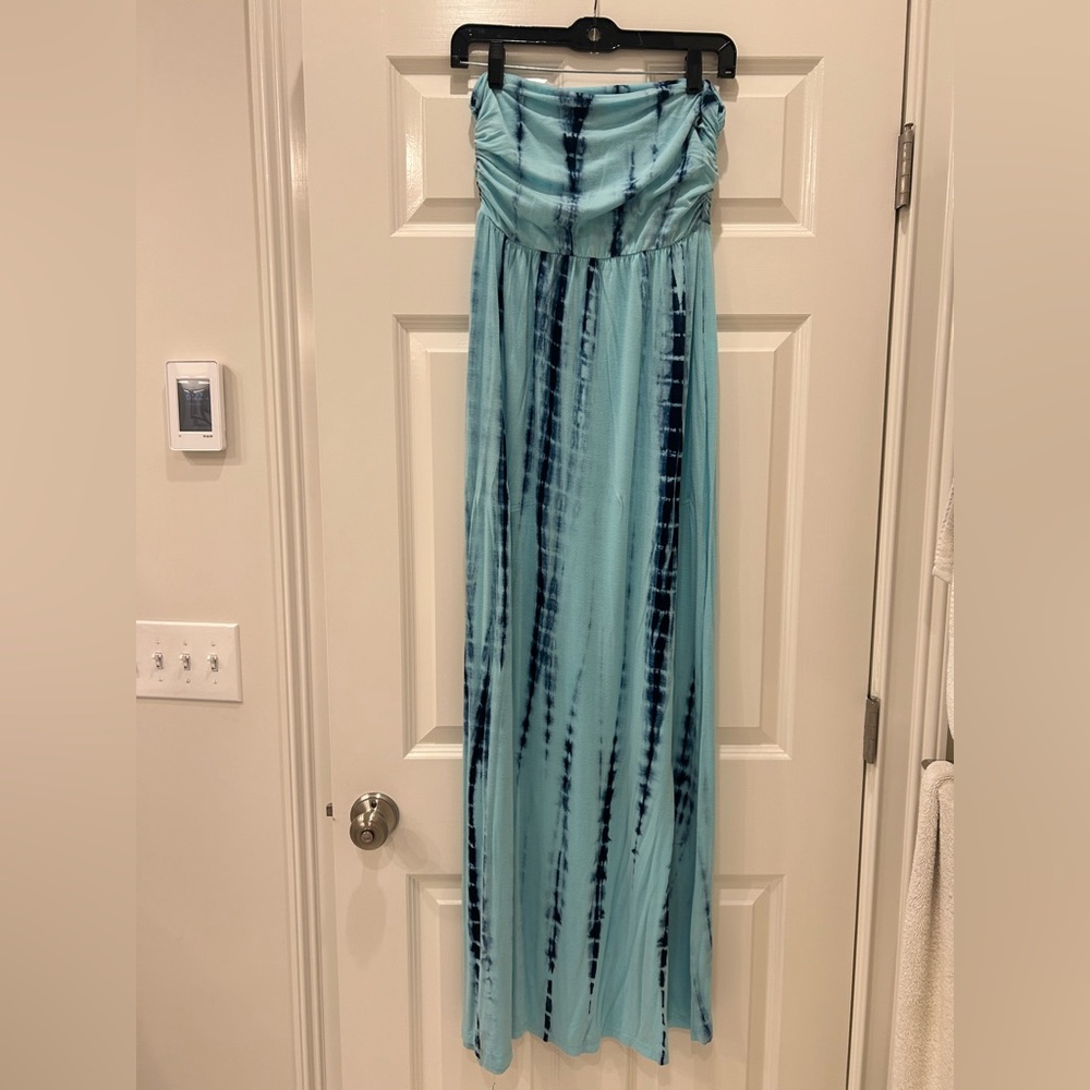 Blue Tie-Dye Maxi Dress